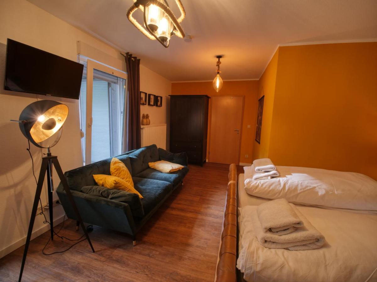 Three B'S Bed And Breakfast Berge  エクステリア 写真
